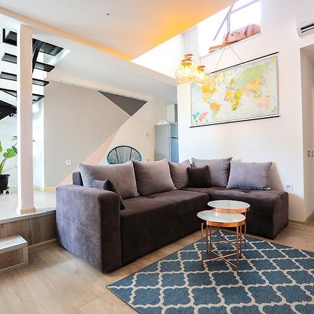 New Lux Apartment โนวีซาด ภายนอก รูปภาพ