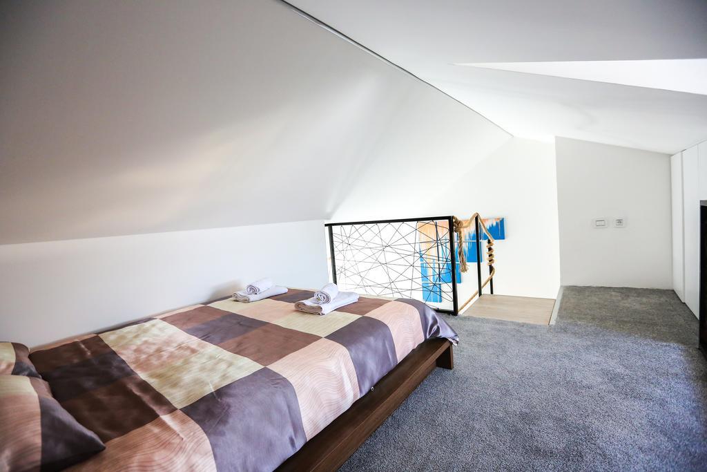 New Lux Apartment โนวีซาด ภายนอก รูปภาพ